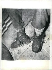 1956 Press Photo Hungarian refugee shoes after trek to refugee station, Austria