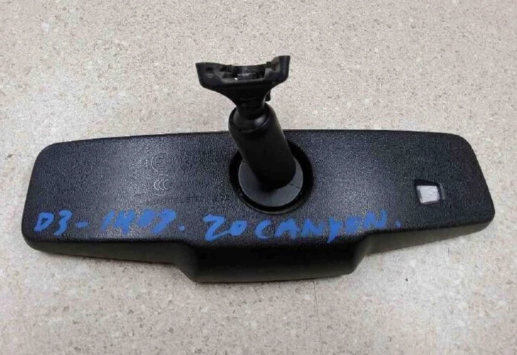 2014-2019 Chevy Silverado 1500 Interior Rear View Mirror Telematics Auto Dimming - Image 2 of 4