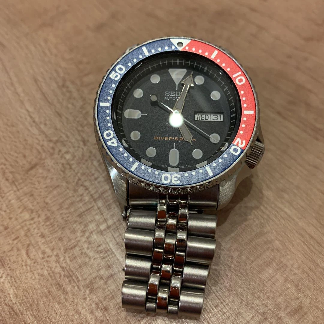 Seiko diver pepsi bezel hot sale