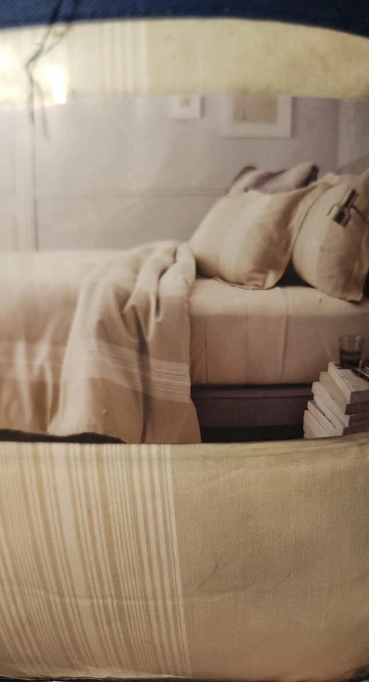 Fieldcrest Yarn-Dyed Sour Cream Queen Comforter Set - Image 3 of 4