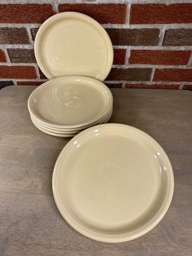 Fiesta Ivory Dinner Plate 10 1/2" RETIRED Fiestaware