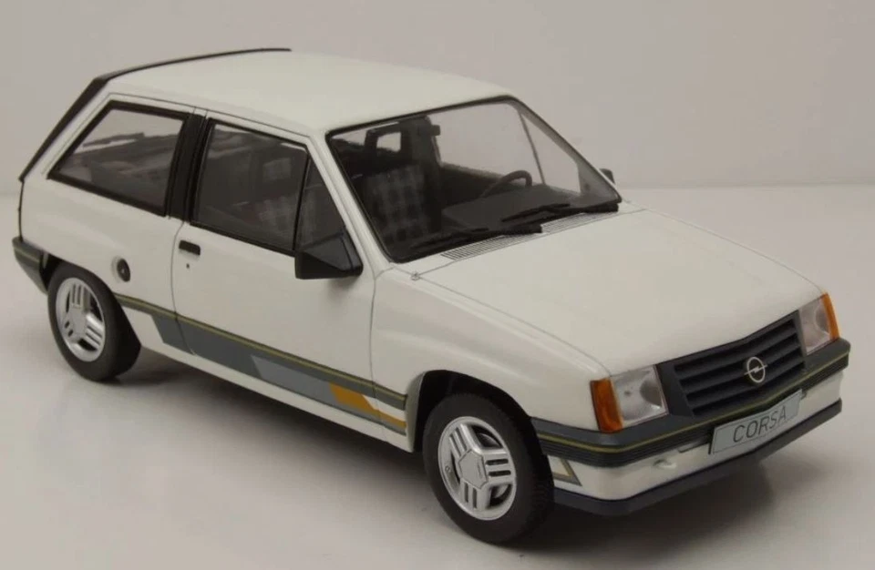 MODELCAR, OPEL Corsa A Sprint 1983 Blanc, échelle 1/18, MOD18432 - Photo 2/4