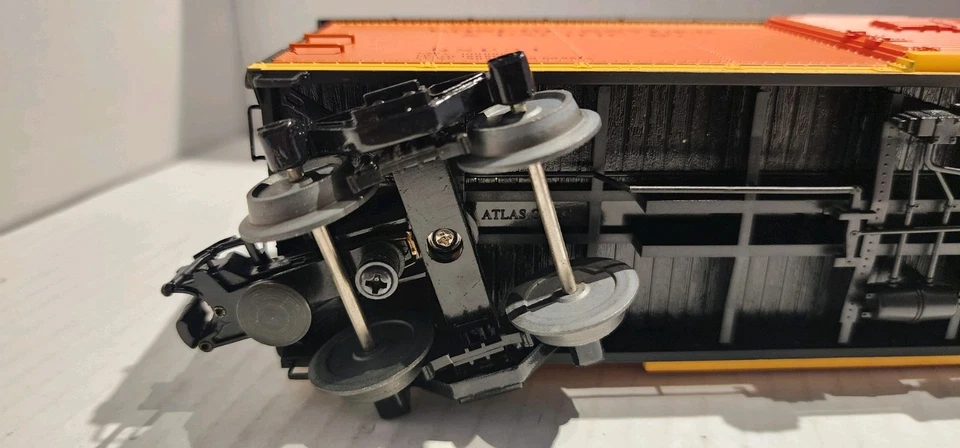 Atlas O Scale Steel Re Built USRA Box Car Roscoe, Snyder & Pacific #32 - Image 4 of 4
