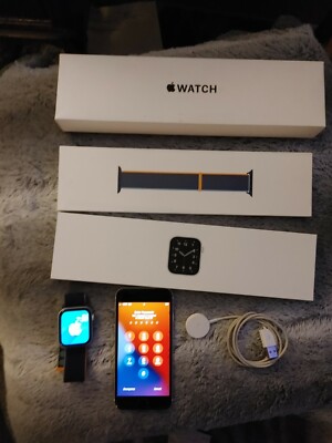 ATT -Iphone Se 2020 Version 64g & Iwatch Se 44mm ONLY FEW MONTHS OLD HAVE RECEIE