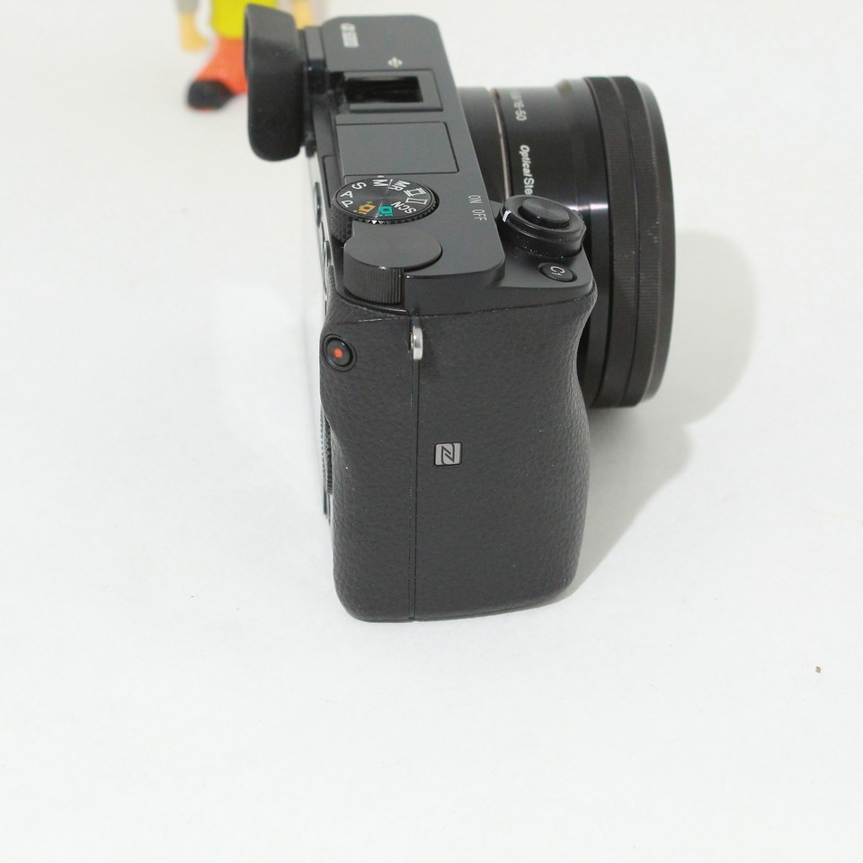 Sony Alpha A6000 24.3MP Digital Camera (Kit with 1650mm & 55210mm