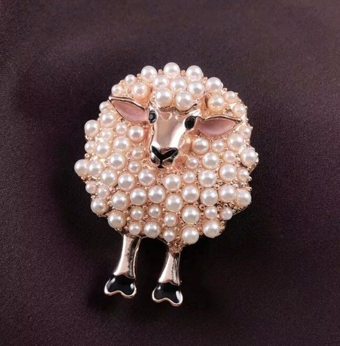 Art Deco Style Enamel Sheep Brooch - Picture 2 of 5