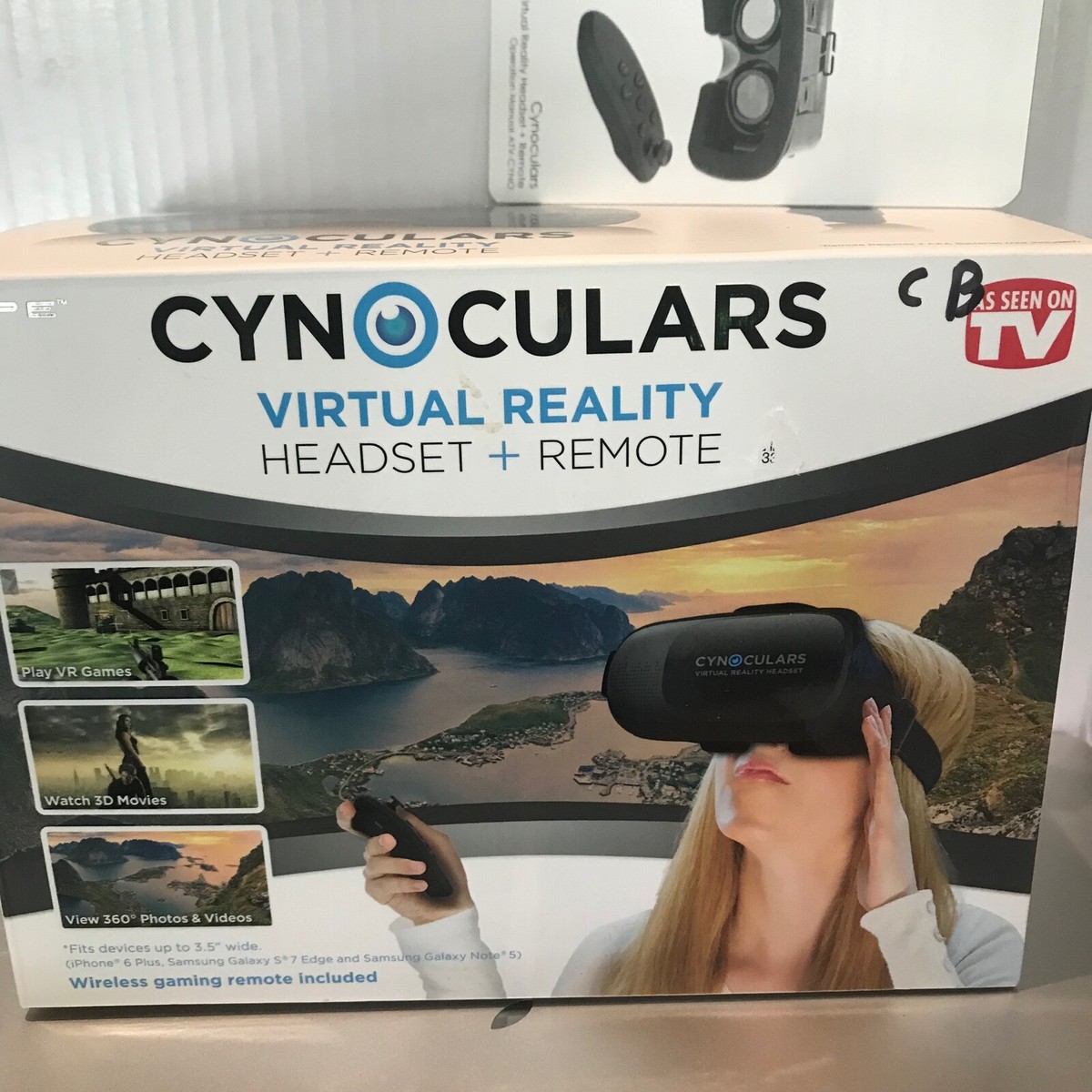 Cynoculars Virtual Reality Headset Remote Hype Cynoculars - Main Image