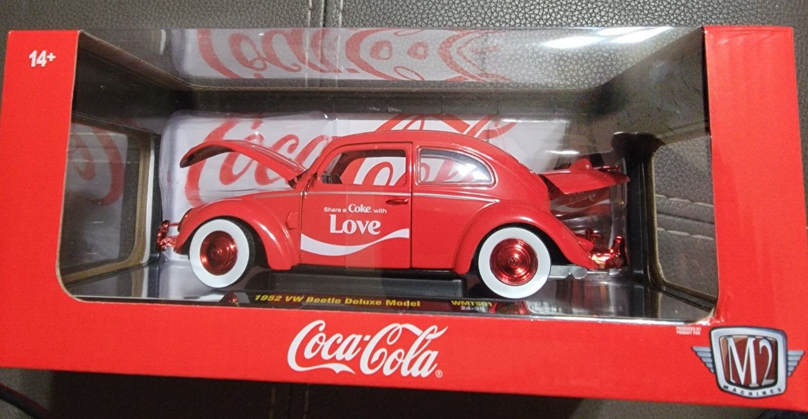 m2 machines 1/24 scale 1959 VW Beetle Coca-Cola CHASE