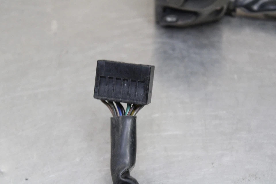 04-09 YAMAHA FZ6 LEFT CLIP ON HANDLE HORN SIGNALS SWITCH SWITCHES - Image 3 of 4