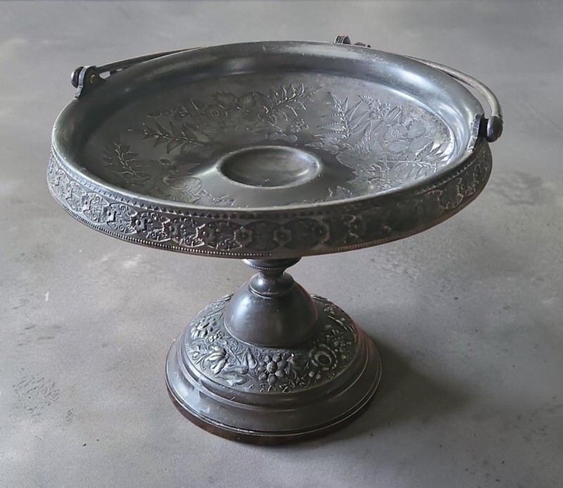 Antique "Brides Basket" Or Compote Made By Simpson,Hall,Miller Quadruple Plate