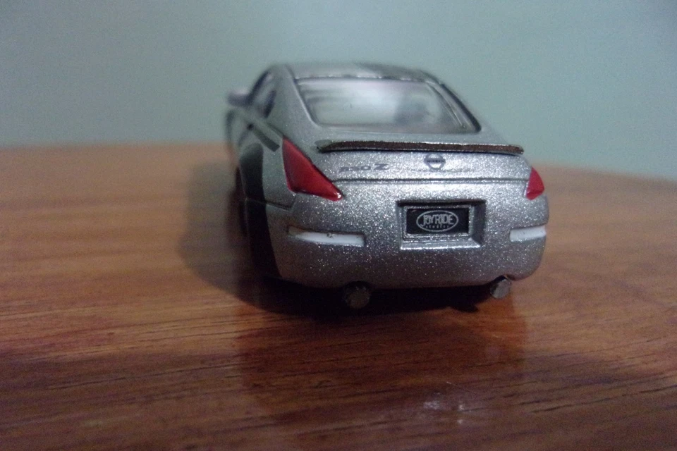 ERTL Fast & Furious Tokyo Drift 2003 Nissan 350Z 1:64 Joyride Racing Champions - Image 4 of 4