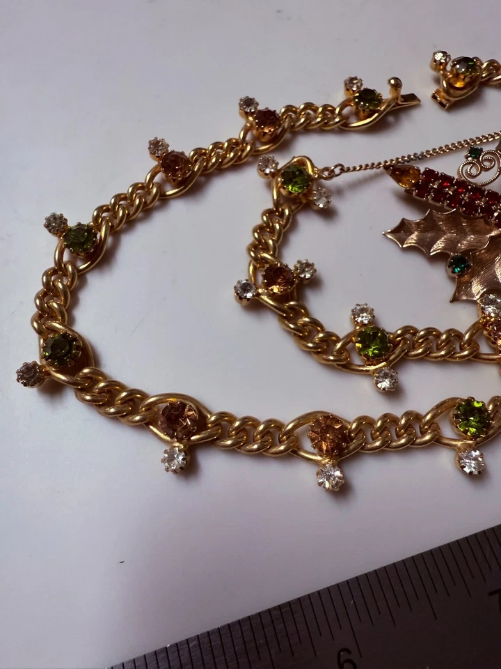 Collection Lot Amazing Variety Vintage Rhinestone HOBE Jewelry - W7 - Image 2 of 4