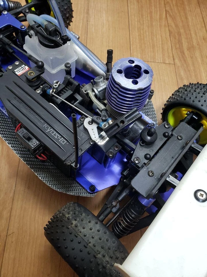 Kyosho Inferno TR15 4x2 RC Car Chassis High Performance Racing Model - Immagine 4 di 4