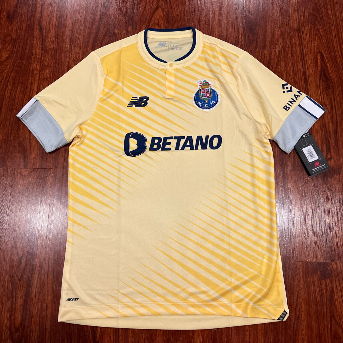 FC Porto 2022/23 New Balance Third Kit - FOOTBALL FASHION