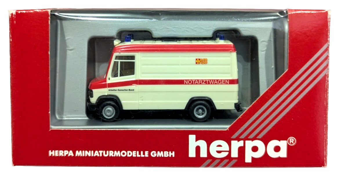 1:87 Scale Herpa 043106 Mercedes Benz T2 Van - ASB Notarztwagen - BNIB