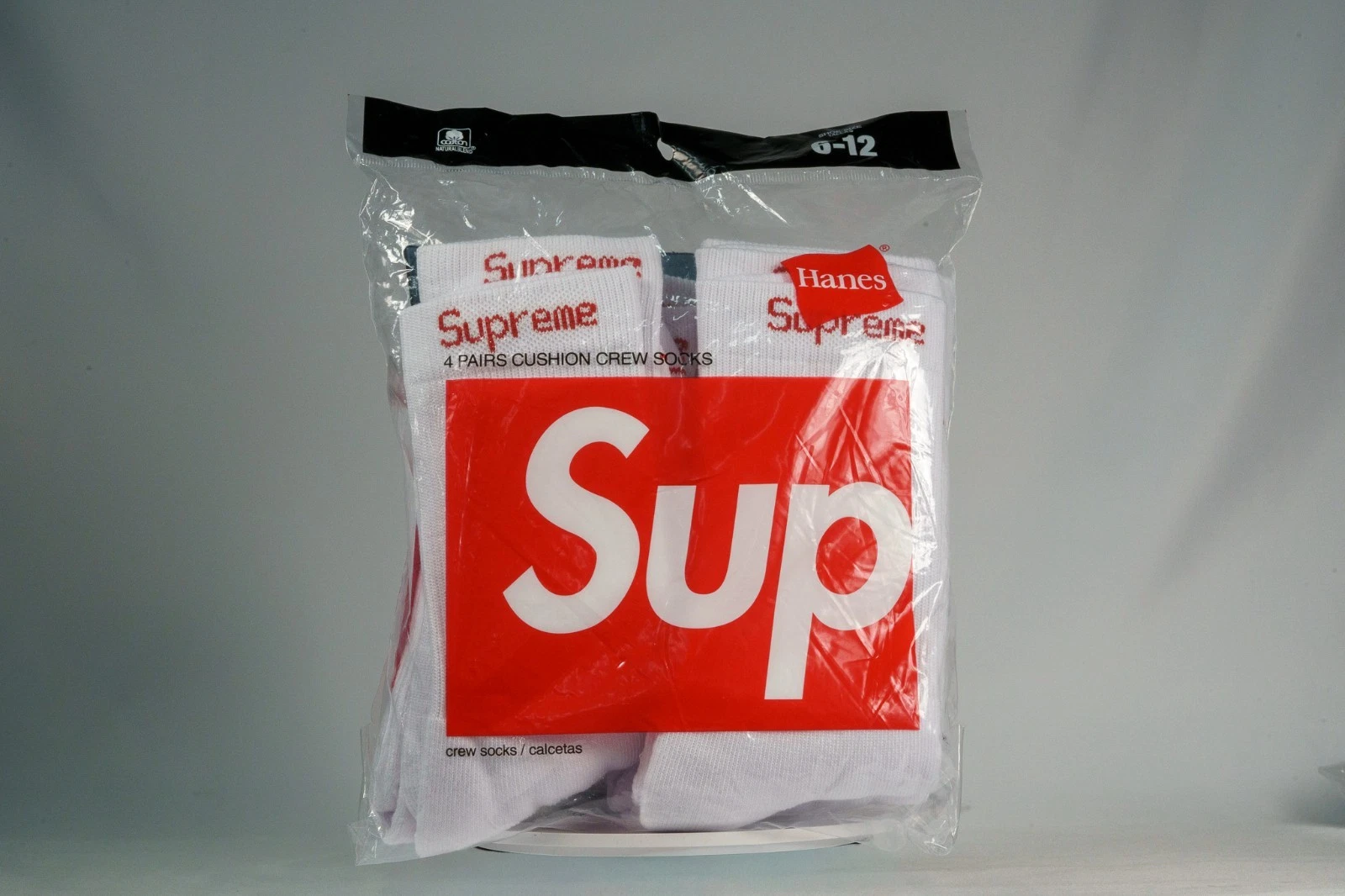 Supreme X Hanes Crew Socks - White, Pack of 4, Size 6-12