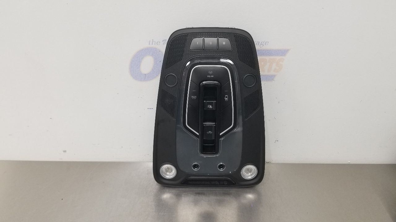 17 BENTLEY BENTAYGA ROOF OVERHEAD CONSOLE WITH SUNROOF AND GDO BLACK