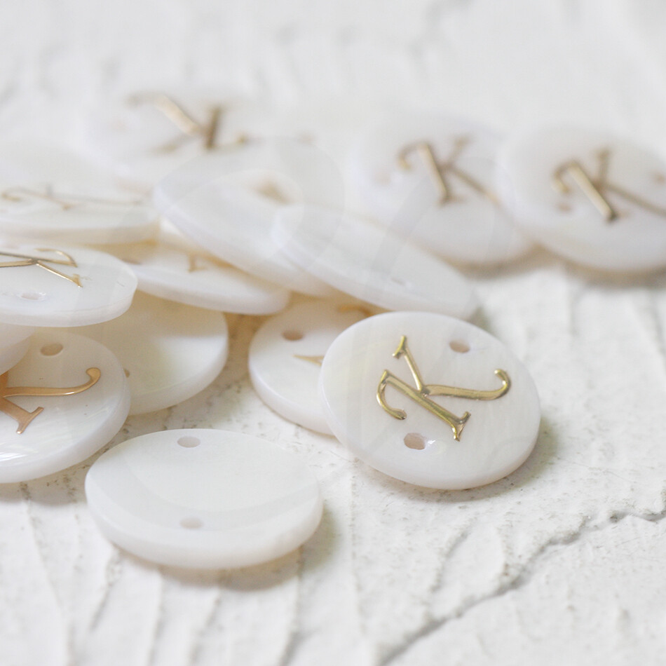 Natural Shell Gold Alphabet With 2 Holes-Alphabet-Letter-Round-Link ...