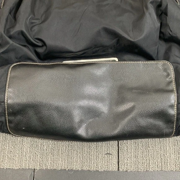 Tignanello 水饺包 托特包 钱包 单肩包 女式 大号 黑色 红色 松弛 尼龙 PVC — 第 4/4 张图片