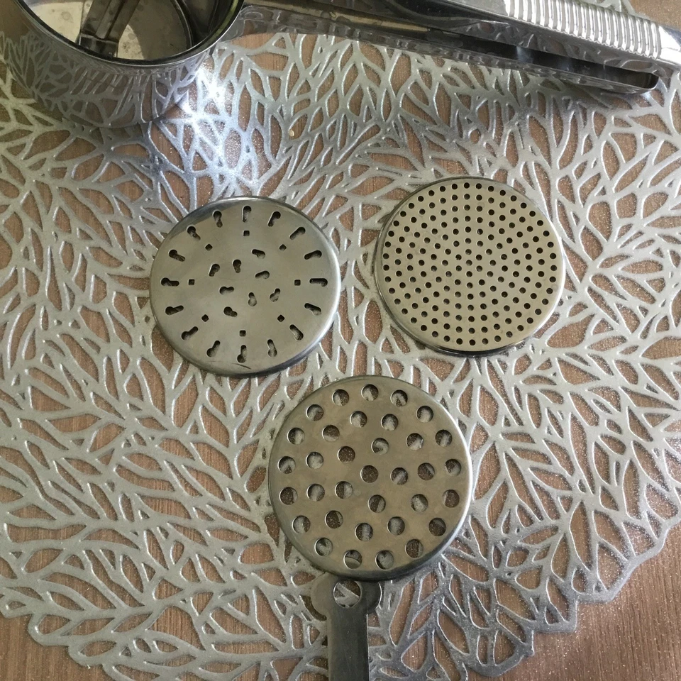 TCM Spaetzle Presse m.3 Einsätzen S - Bild 3 von 4