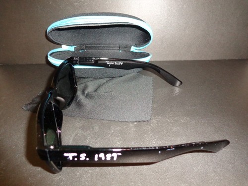 TAYLOR SWIFT "Black 1989 Sunglasses" BRAND NEW In a Case TAYLOR SWIFT - Picture 3 of 8