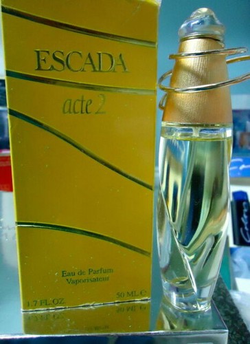 Escada Acte2 100ml ヴィンテージ VTG 1990s Escada ACTE 2 EN FLEURS EDP Purse Spray 0.50 Oz; 1/2 Oz