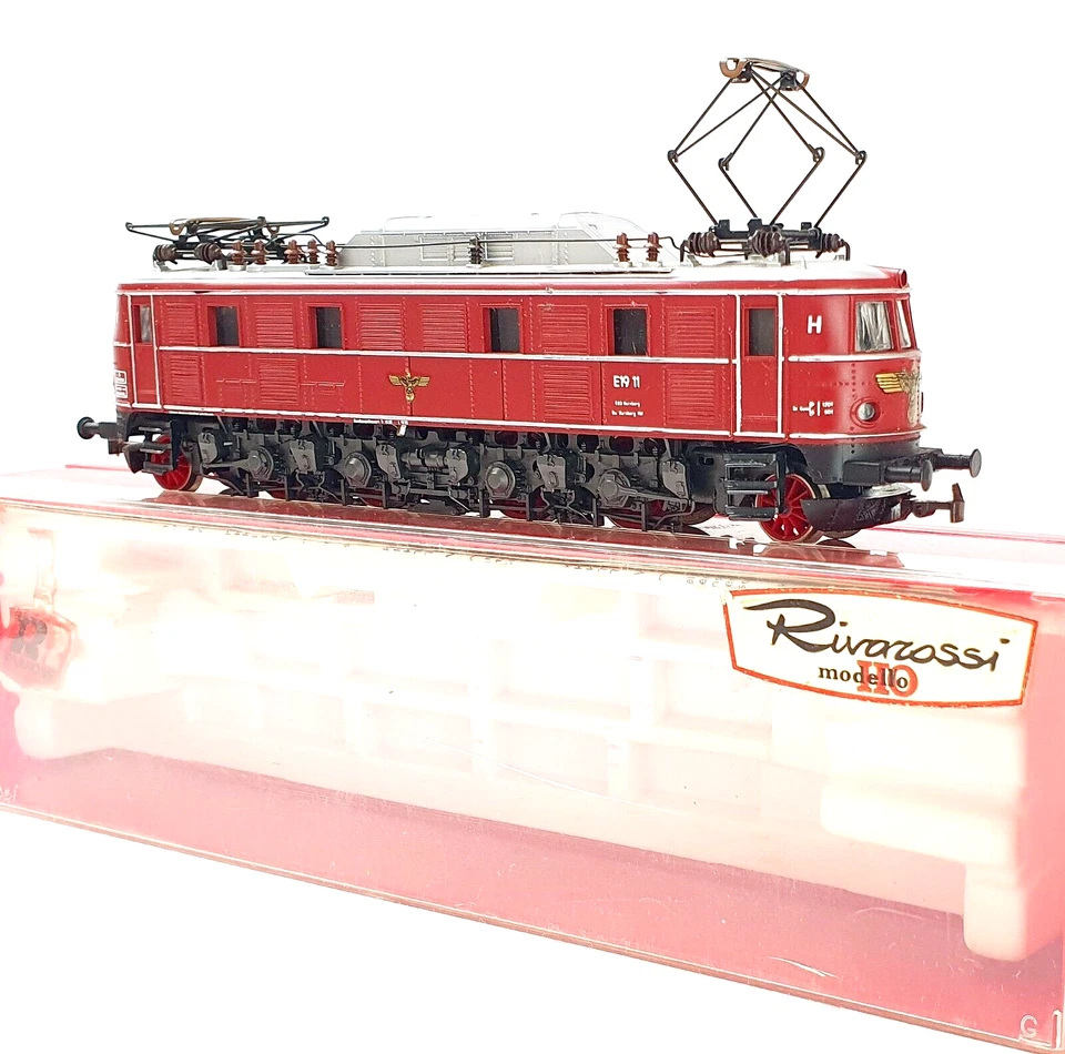 Rivarossi HO AC German WWII E-19 IMPERIAL EAGLE War Parade ELECTRIC LOCOMOTIVE - Image 2 of 4