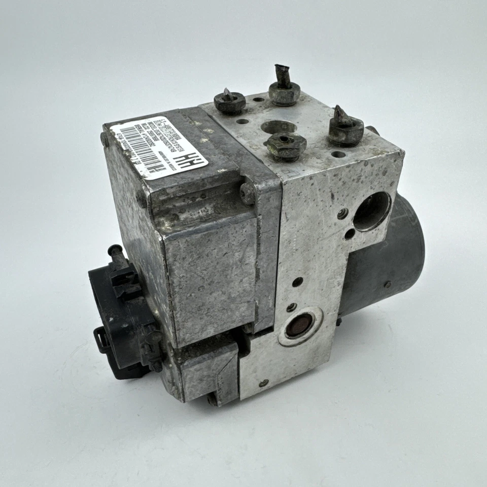 Módulo de bomba de freno ABS antibloqueo Cadillac Deville 2000-2005 plateado OEM 25697696 Foto 3 de 4