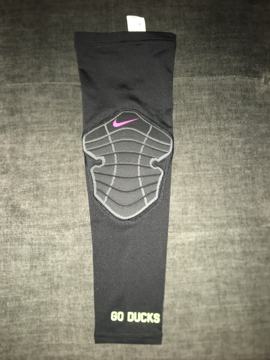 Nike Oregon Ducks PE Pro Hyperstrong Padded Arm Sleeve GO DUCKS