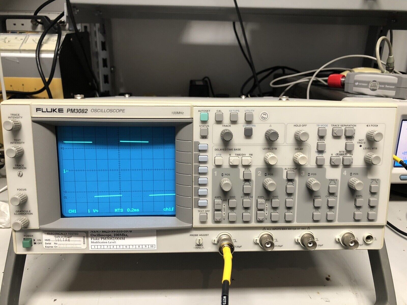 Fluke Oscilloscope 100MHz Analogue 4 Channel RF in Possible Calibration