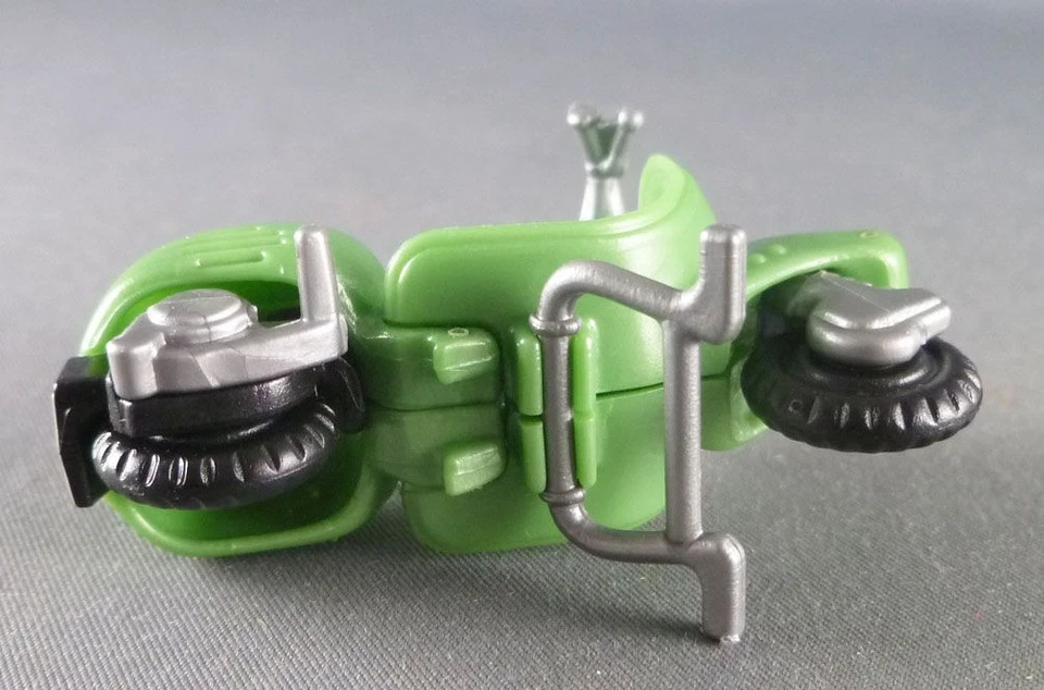 Kinder K02 28 Scooter Vespa Lambretta Vert 5 cm - Photo 3/4