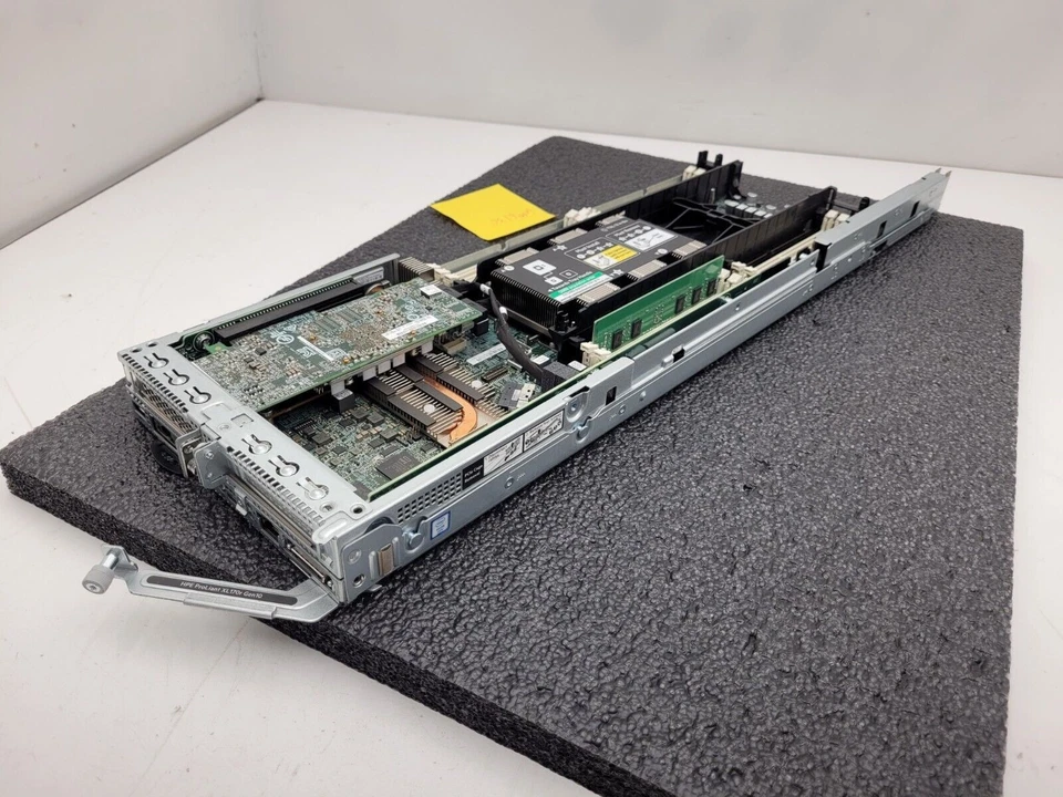 HPE ProLiant XL170R Gen10 Blade Server Xeon 6130 8Gb Ram - Image 2 of 4