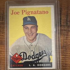 Topps 1958 Joe Pignatano Los Angeles Dodgers Rookie Base Card #373. rookie card picture