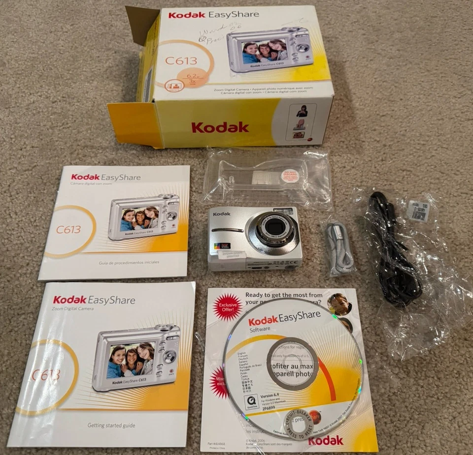 Kodak Digital Camera EasyShare C613 6.2 MP 3x Zoom Silver EXCELLENT - Image 2 of 4