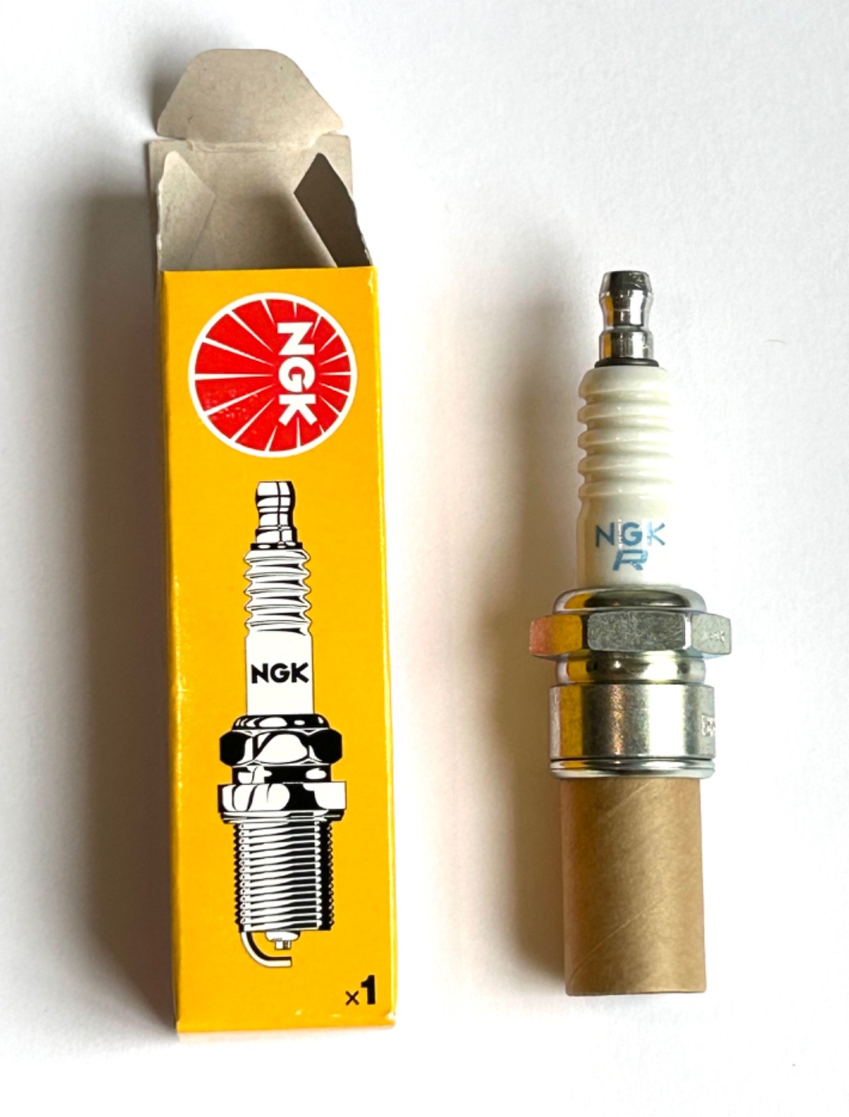 NGK BR10ES 4832 OEM Spark Plug For Suzuki RM85 RM85L Polaris Racing Spark Plug