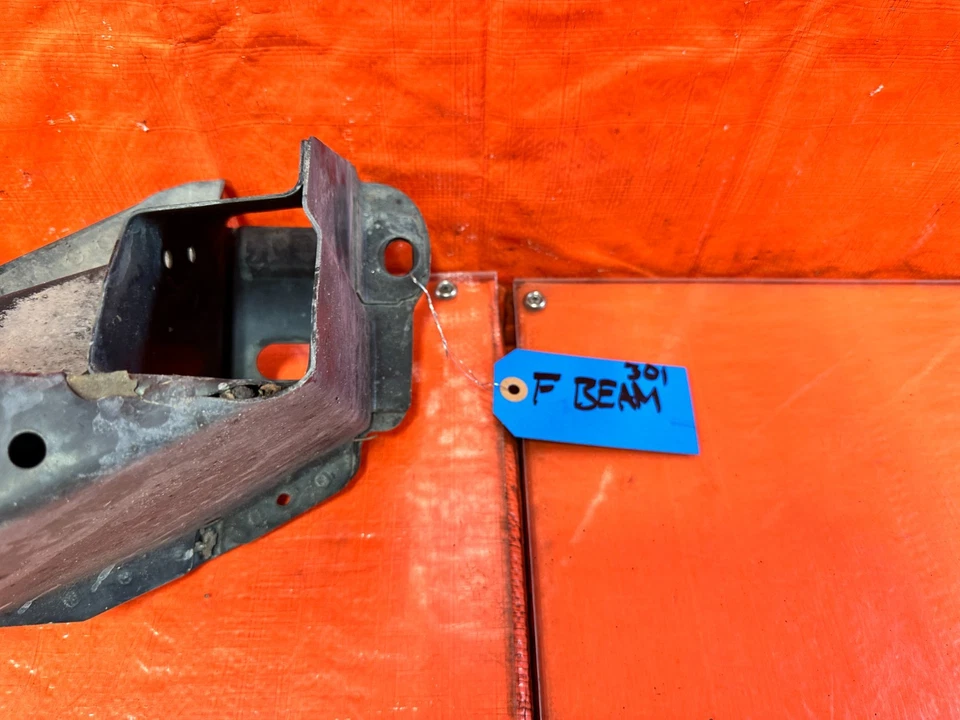 97-01 HONDA CR-V CRV - FRONT CRASH BEAM REINFORCEMENT IMPACT RE BAR - OEM #301 - Image 2 of 4