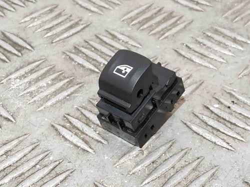 BMW 3 G20, G28 Schalter für Fensterheber hinten links 7950756 2.00 21742395