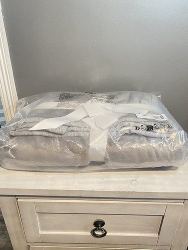 UGG Duffield Throw II Blanket 50X70 Grey BRAND NEW NWT - Picture 9 of 14