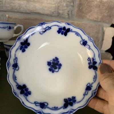 ONE Antique Flow Blue Clover Pattern 5.25  Berry Fruit Bowl W.H Grindley England