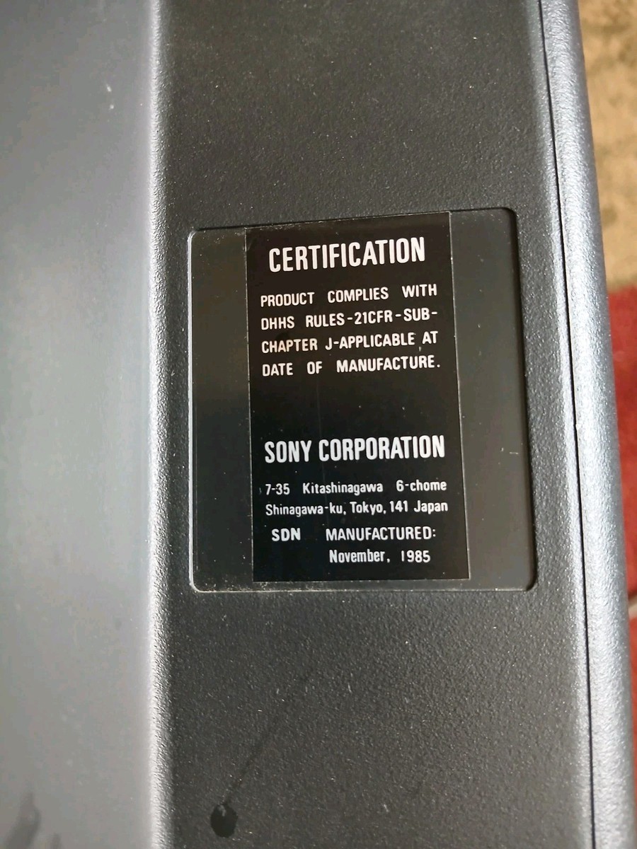 Vintage SONY Trinitron KV-9400 CRT 9in Color TV Japan 1985 Retro