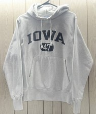 Gray Vintage 90s Champion Reverse Weave Iowa State College Crewneck Hoodie S