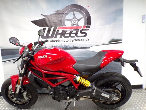 2018 DUCATI MONSTER 797 WITH ONLY 4831 MILES FROM NEW - Picture 3 of 20