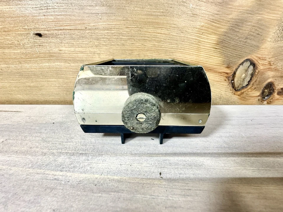 A la venta un deflector de ventilación lateral de CA de tablero usado, usado, sin caja, 70 Chevelle Foto 3 de 4