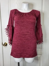 Win Win Burgundy Open Sleeve Lace Tunic Size M-L