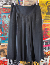 Vintage 90s Women's Black High Waisted Knee Length Pleated Skirt Large Polyester