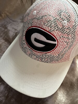 George Bull Dogs Top Of The World Fitted Hat One Fit S/M Preowned nice hat SEE
