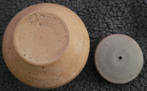 Magnolia Pottery Co. Stamped Jar With Lid Small Clay Container/Pot - Picture 4 of 11