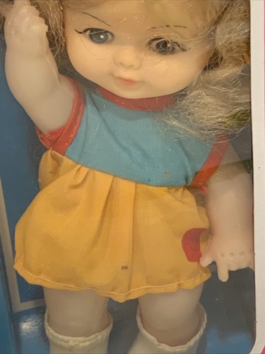 Rare Lovee 1987 Blonde Stacey’s World Of Color Doll No. 850 - New NRFP - Picture 5 of 9