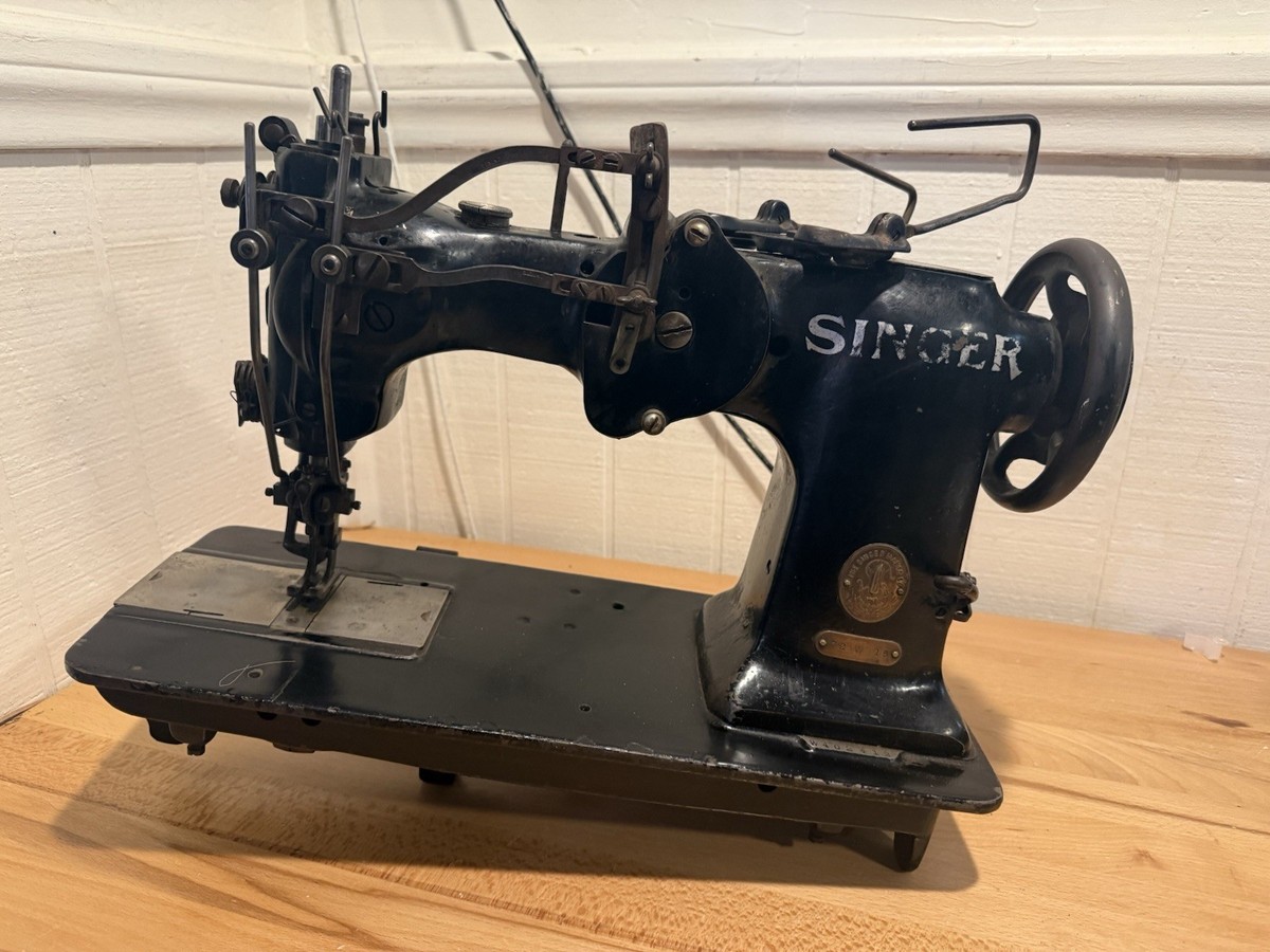 Vintage Singer 72W19 (72 W 19) Hemstitcher Sewing Machine Pre