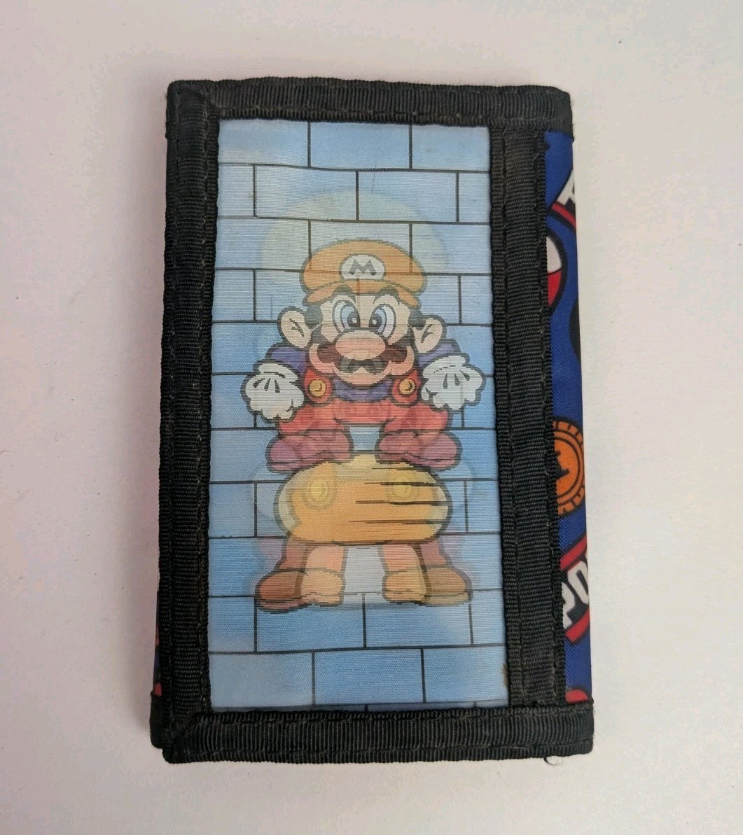 Avon Super Mario Bros. Lenticular Hologram Wallet Nintendo NES Trifold 1990's